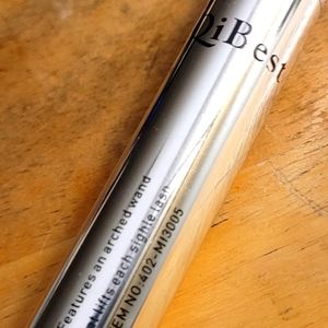 QiBest mascara